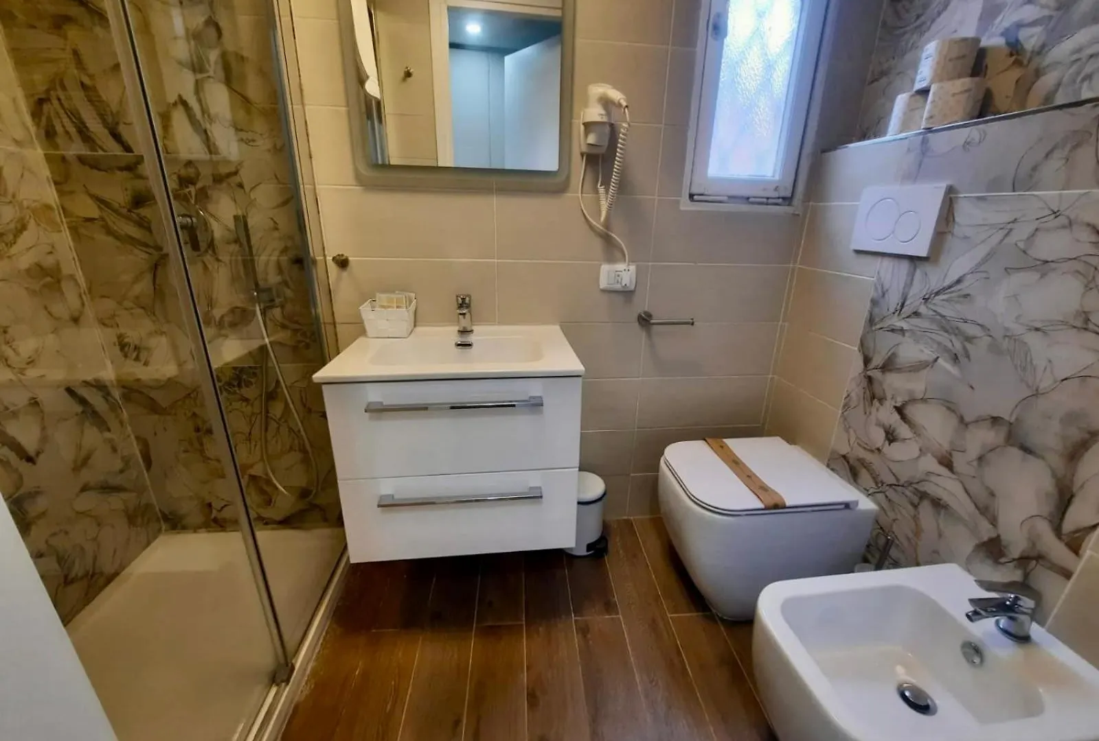Relais La Fornarina 2 Bed and Breakfast Rome